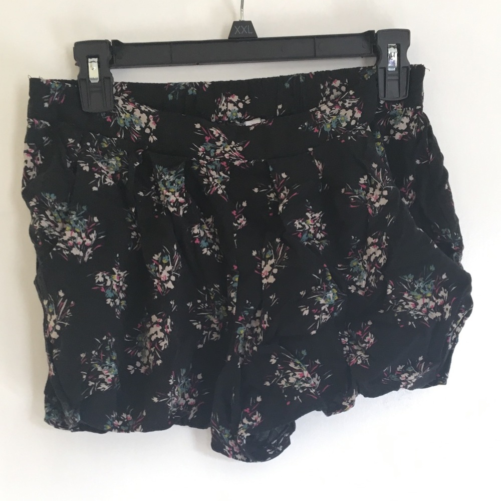 Black flowery shorts